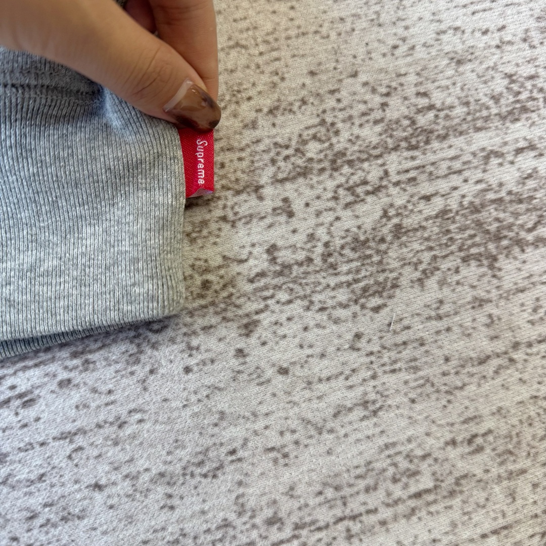 Supreme Striped Crew Neck Sweatshirt - Image 7