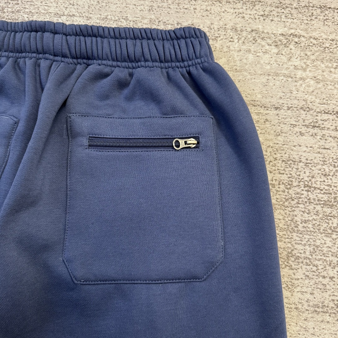Garms Tracksuit - Image 21
