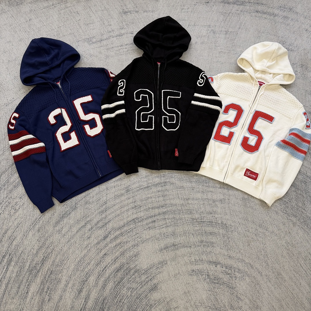 Supreme sweater - Image 3
