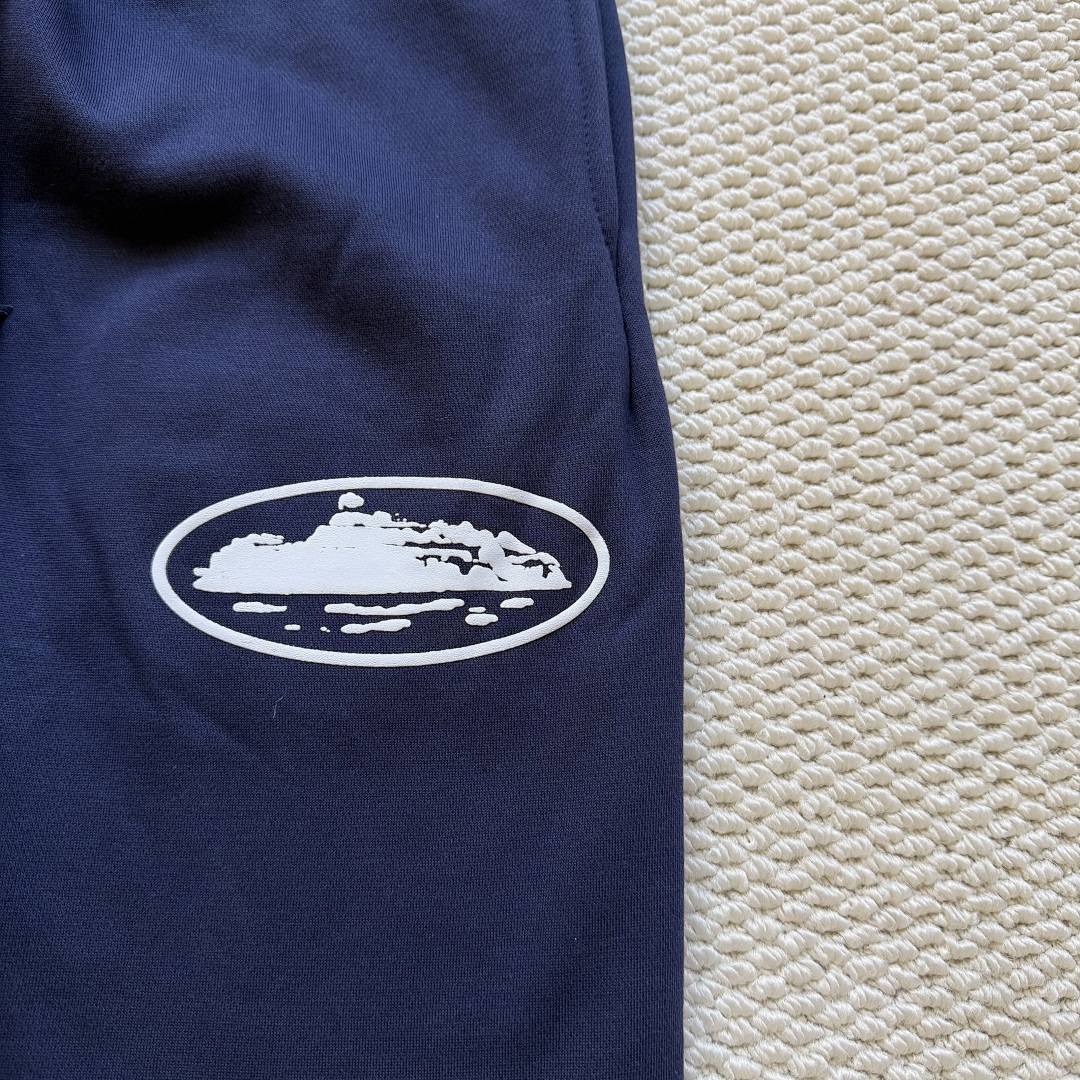 Corteiz logo tracksuit Navy color - Image 15