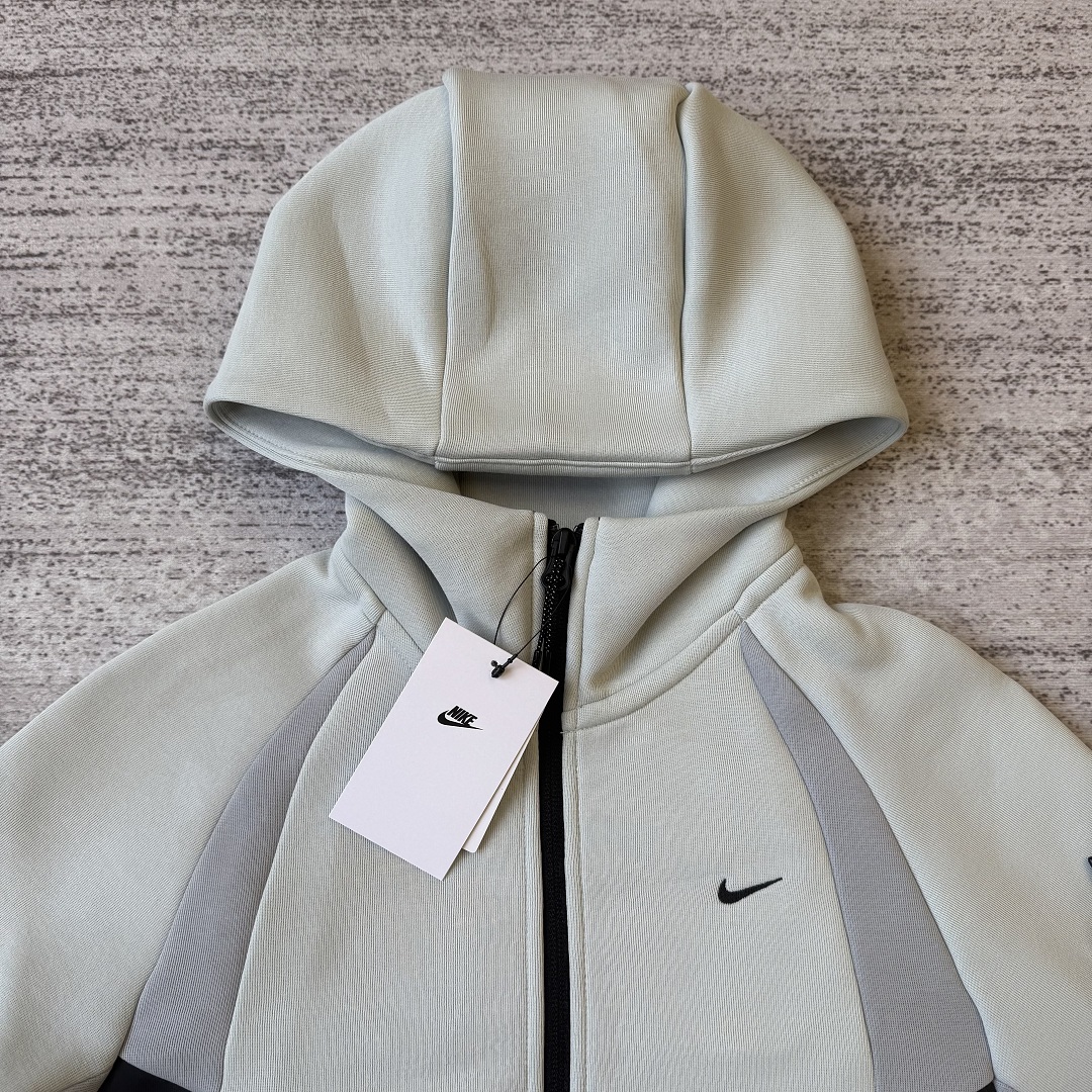 Nike New Tech Fleece (Grey) - Image 6