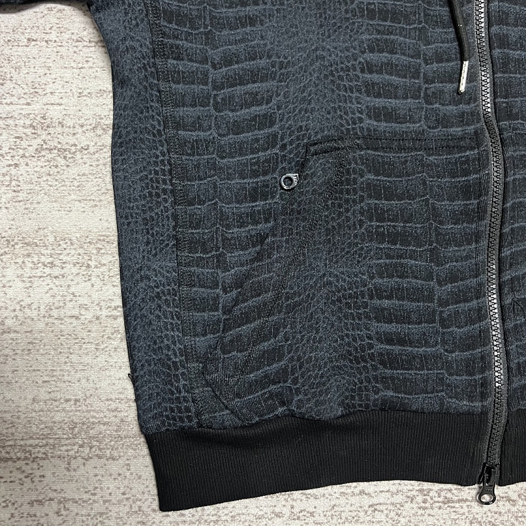Kroen Croclock Hoodie (Black) - Image 29