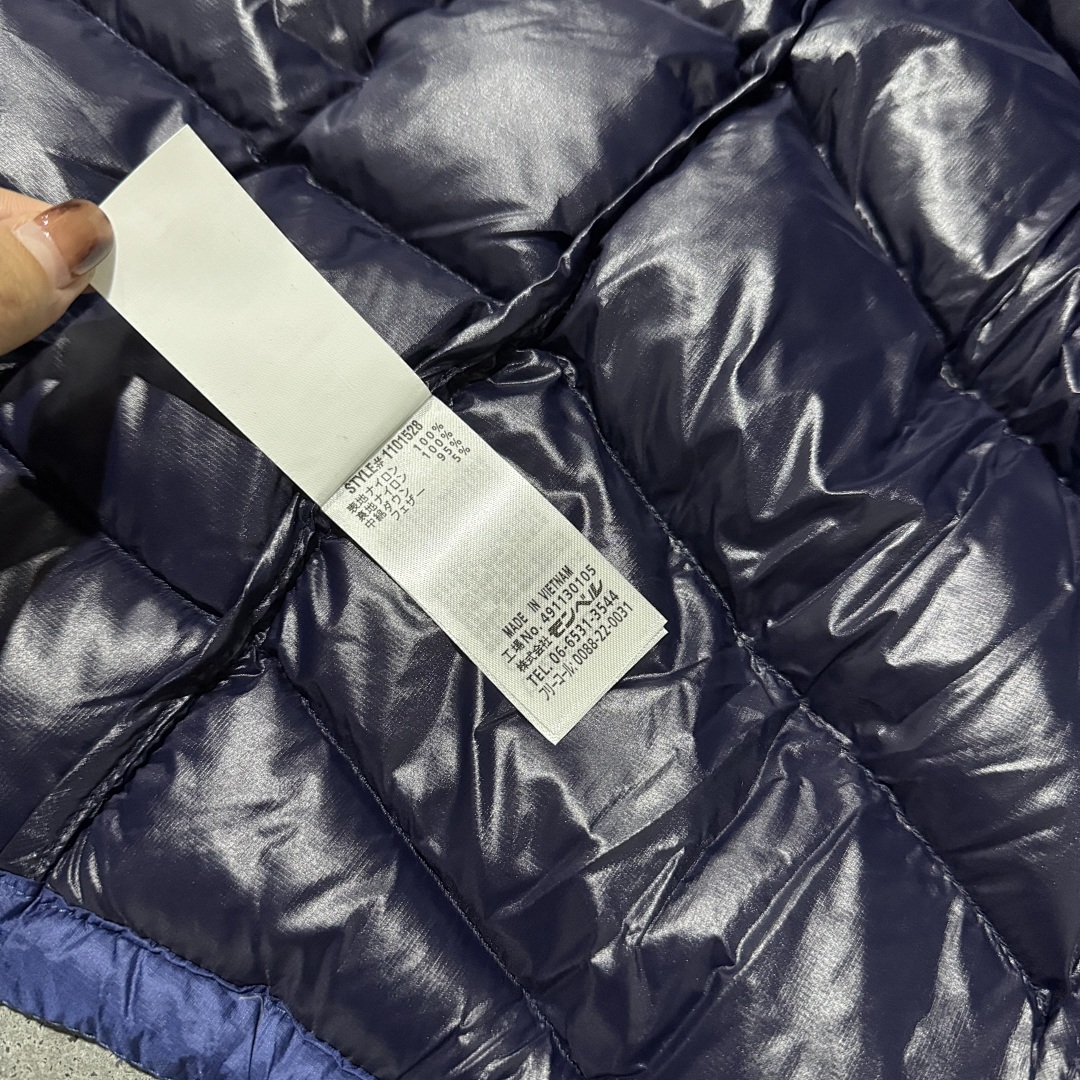 Montbell Puff Jacket (Dark Blue) - Image 11