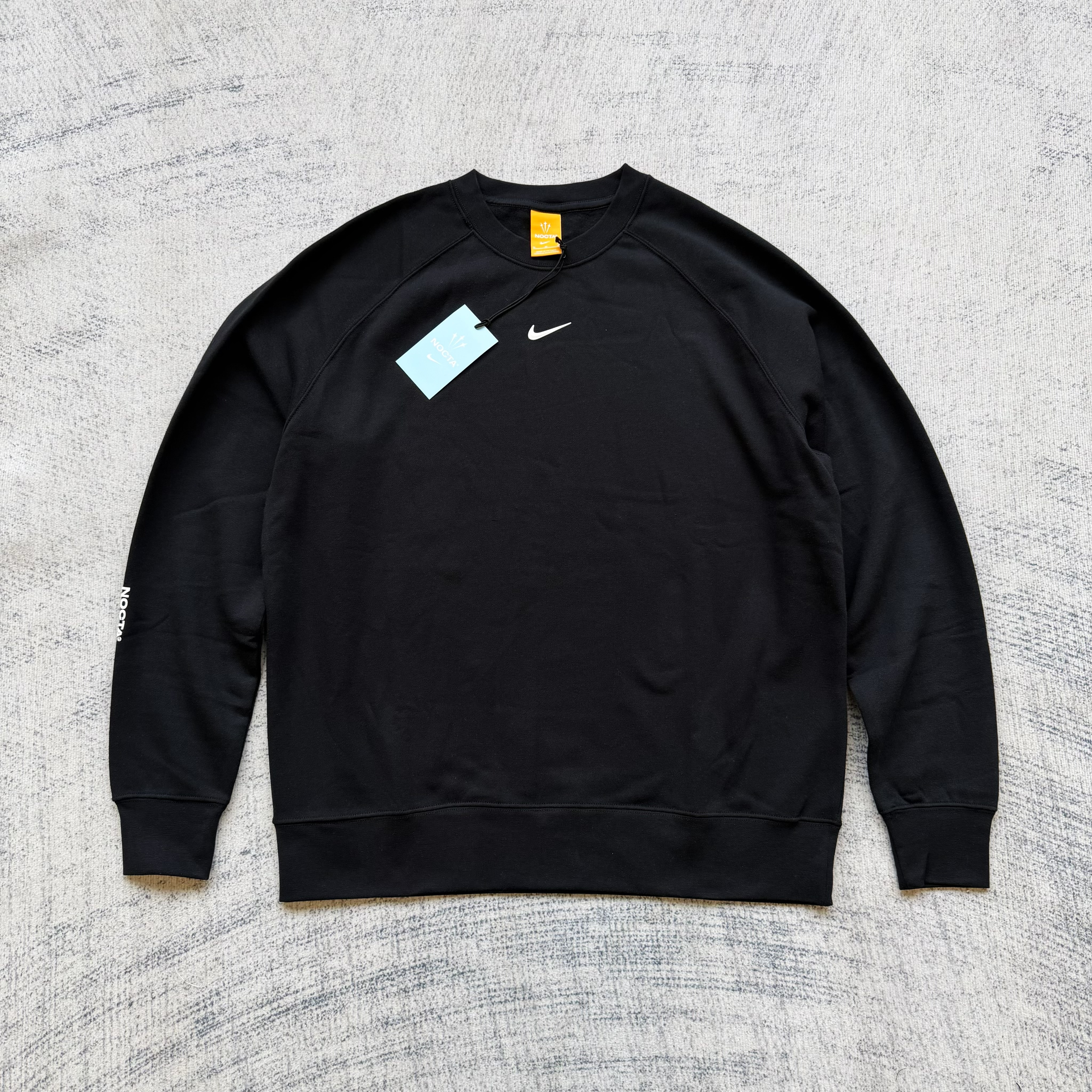 Nike Crew Neck Sweatshirt - Image 13