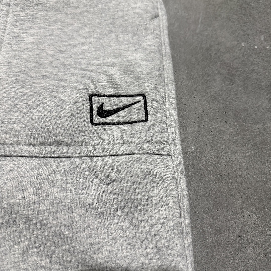 Nike Classic Tracksuit - Image 17