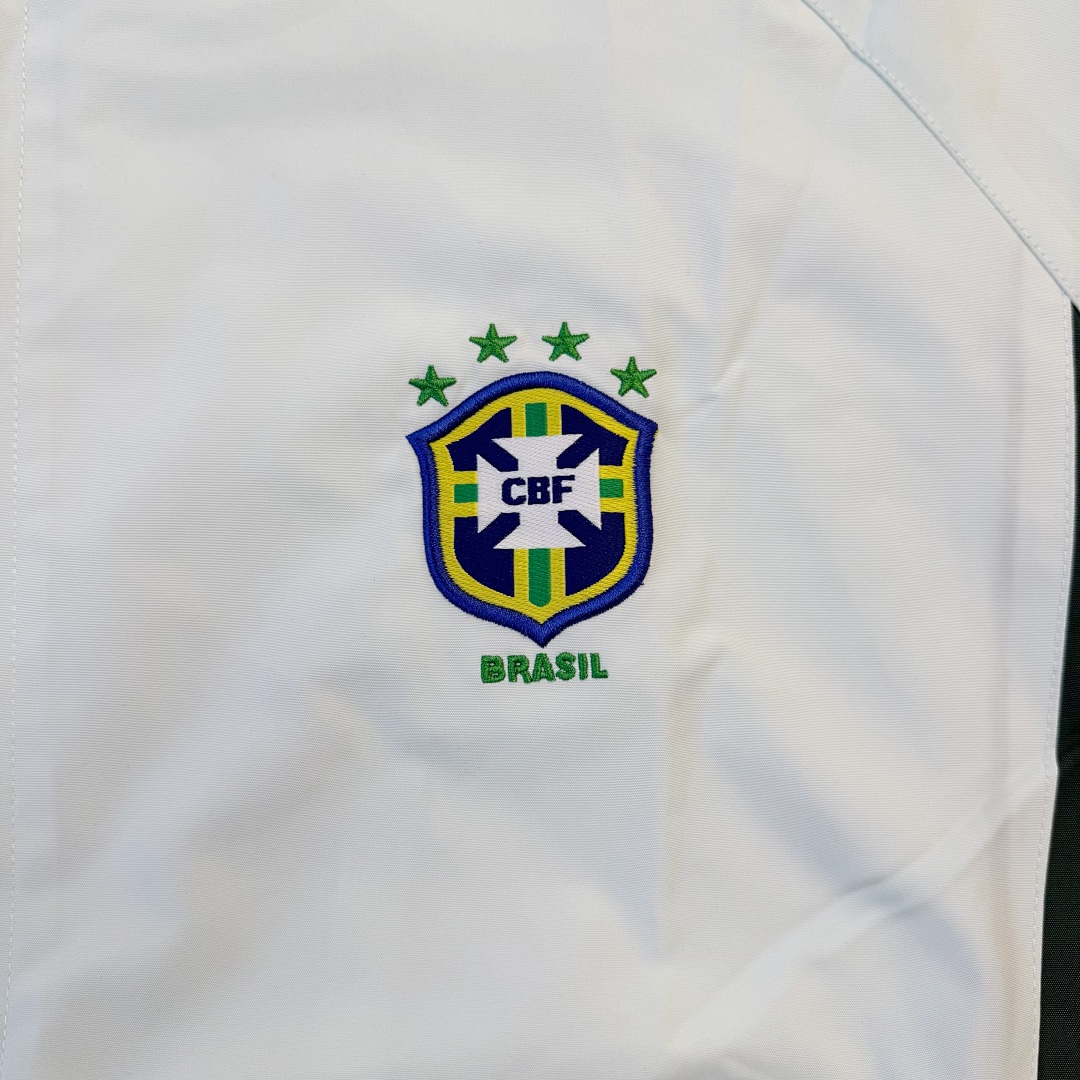 Vintage Brazil tracksuit - Image 7