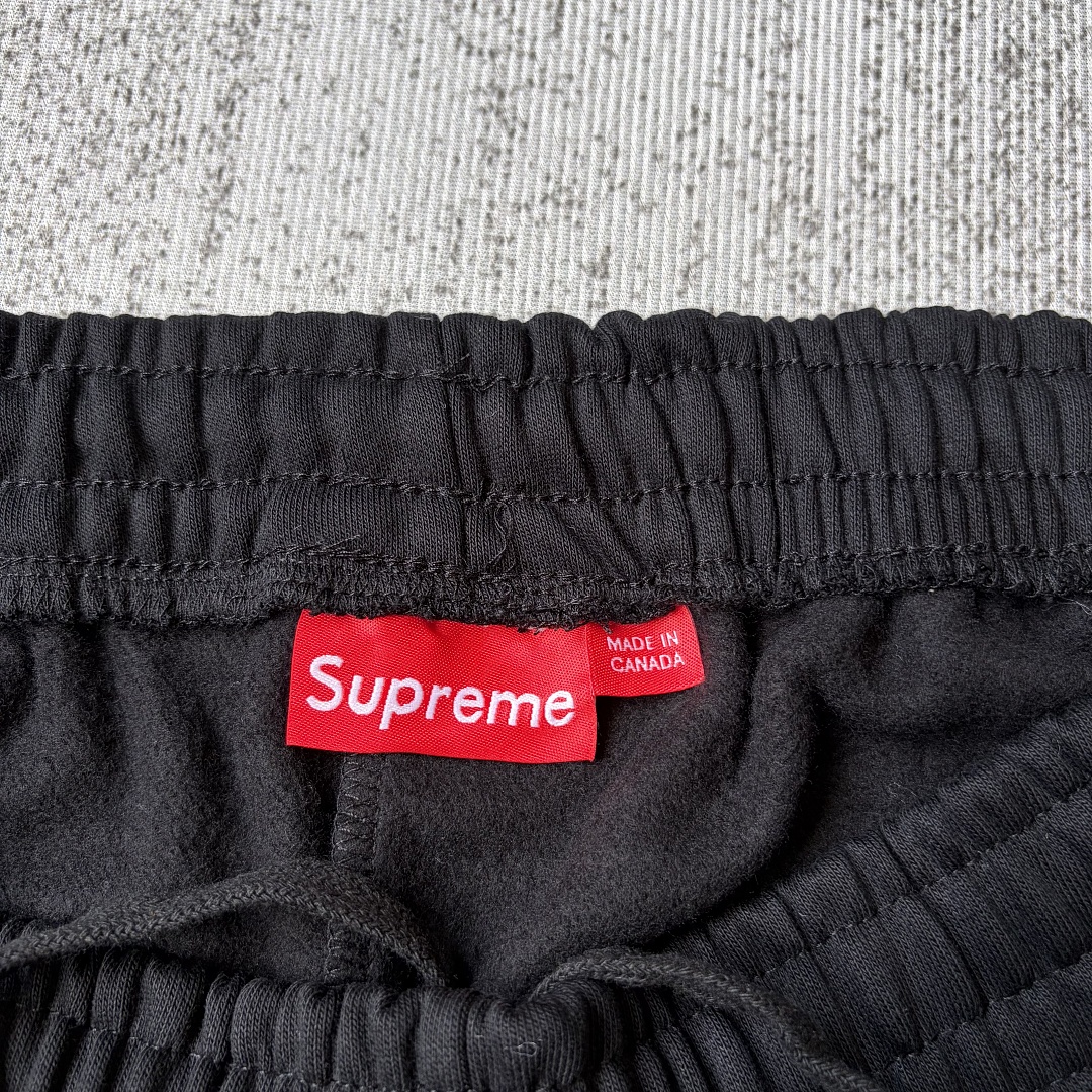 Supreme Small Logo Shorts - Image 16