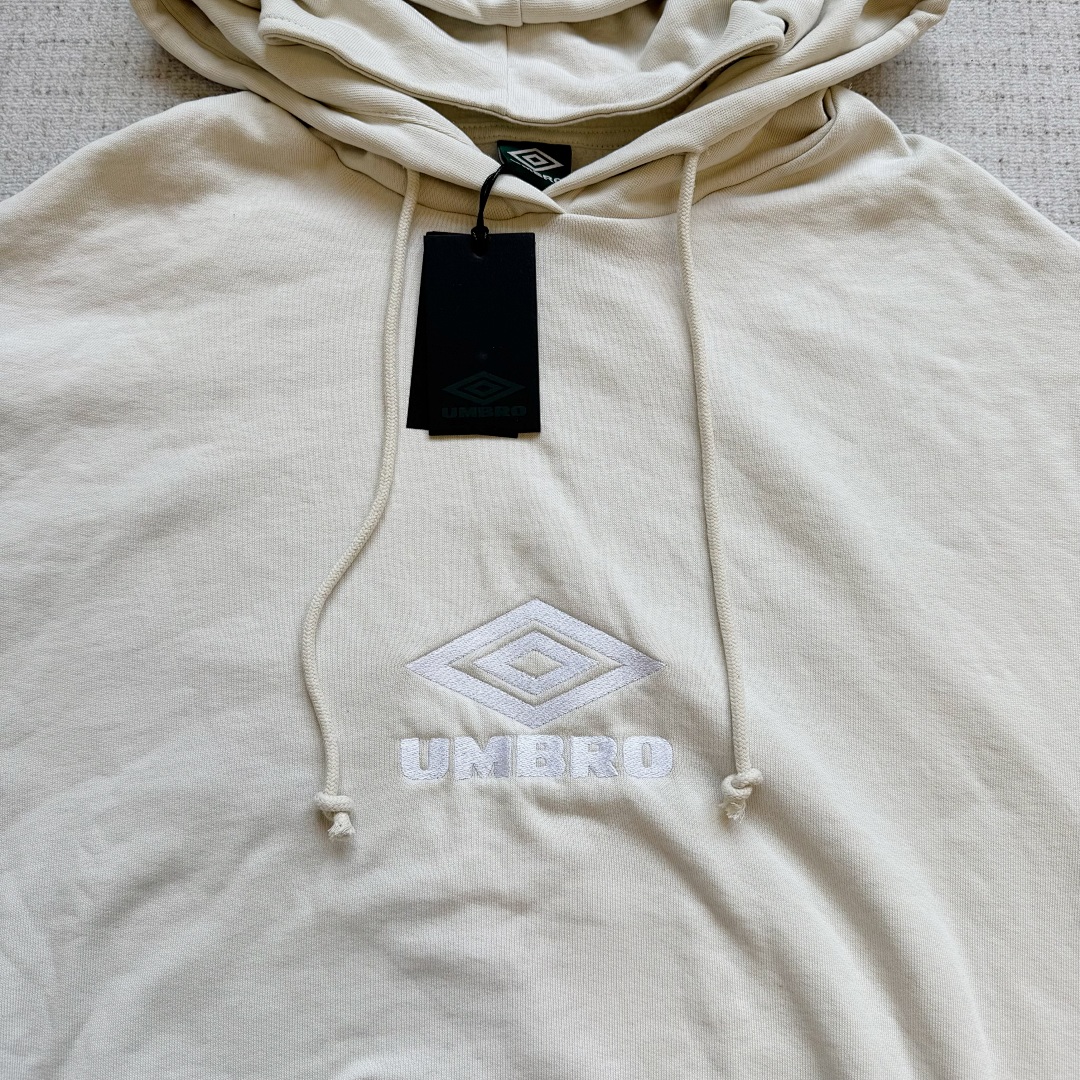 Umbro Mask Hoodie - Image 17
