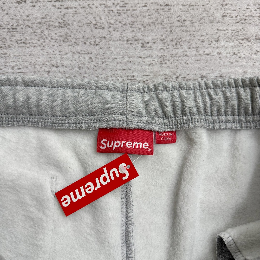 Supreme Satin Applique Tracksuit - Image 29
