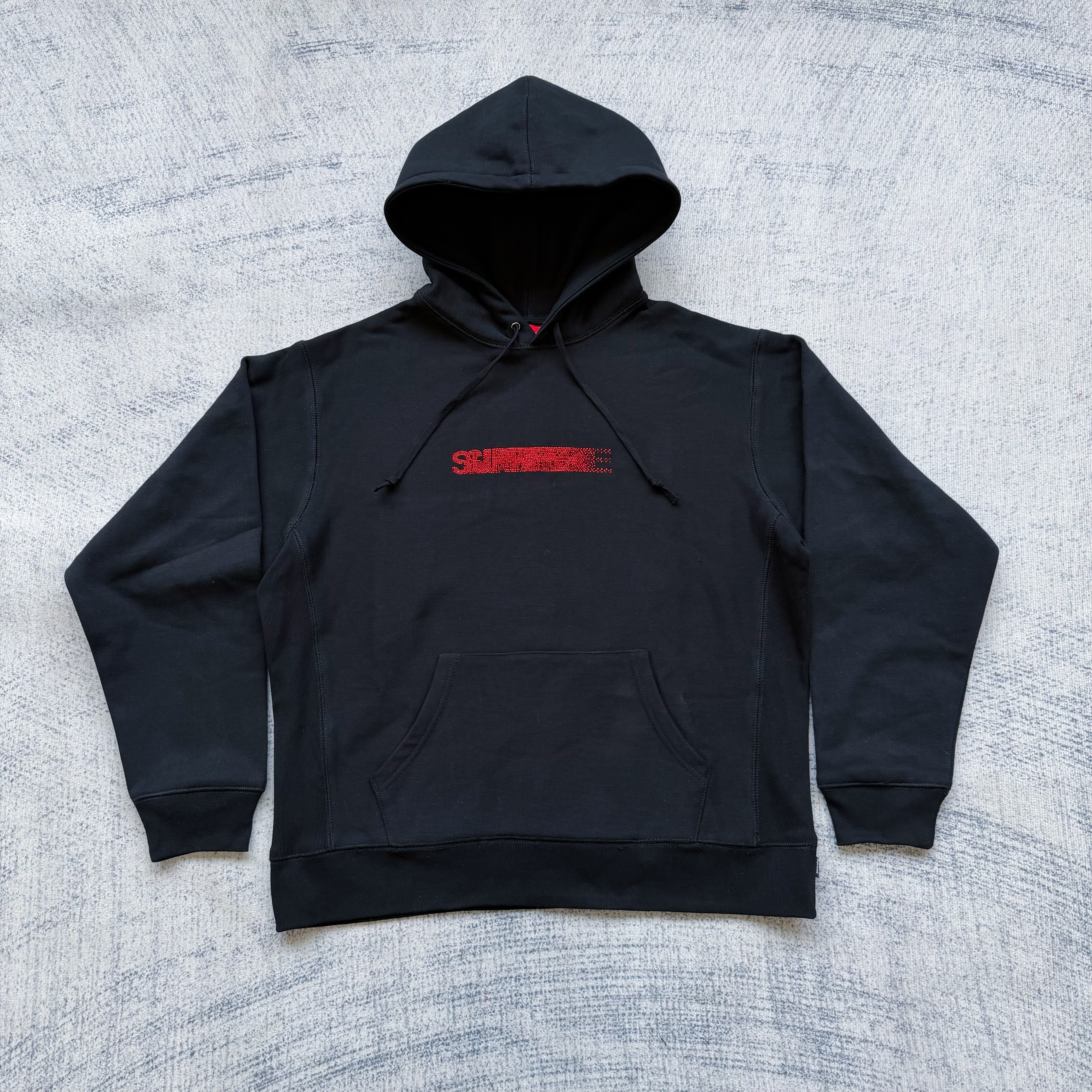 Supreme hoodie - Image 8