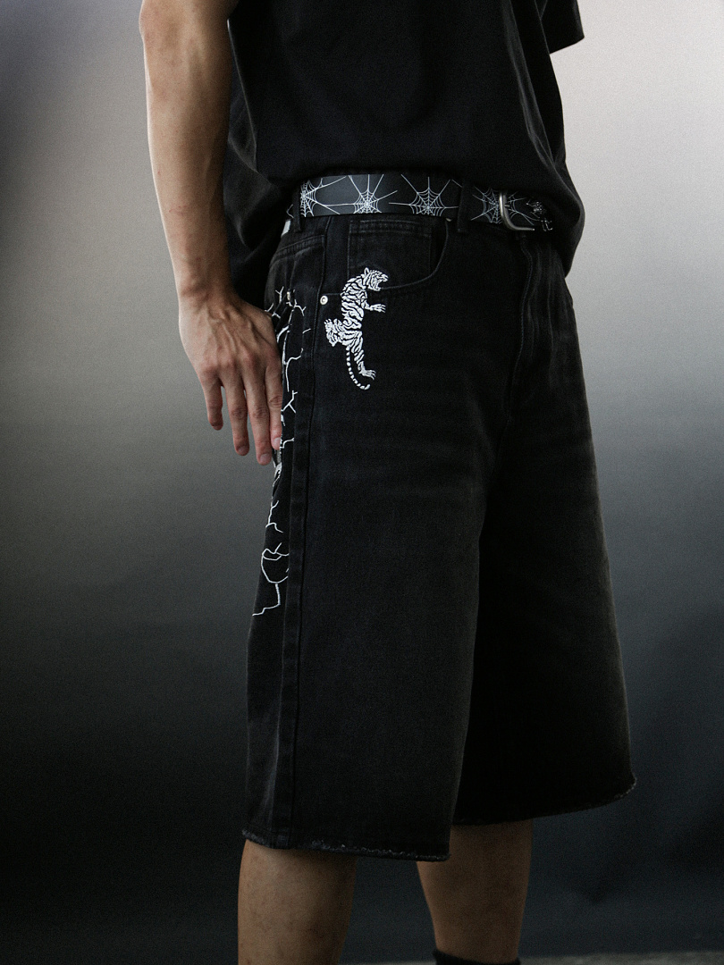 Mobius Tiger Jorts - Image 6