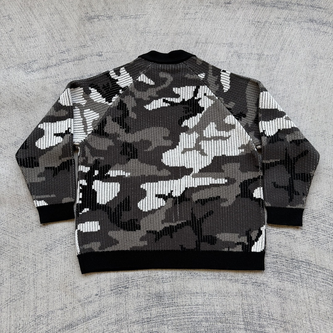 Supreme sweater - Image 13
