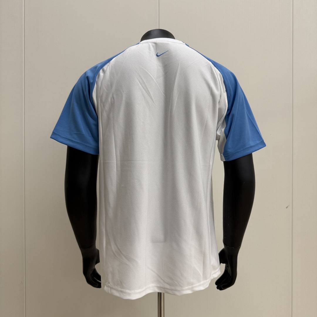 Nike Tn Jersey (White And Blue) - Image 3