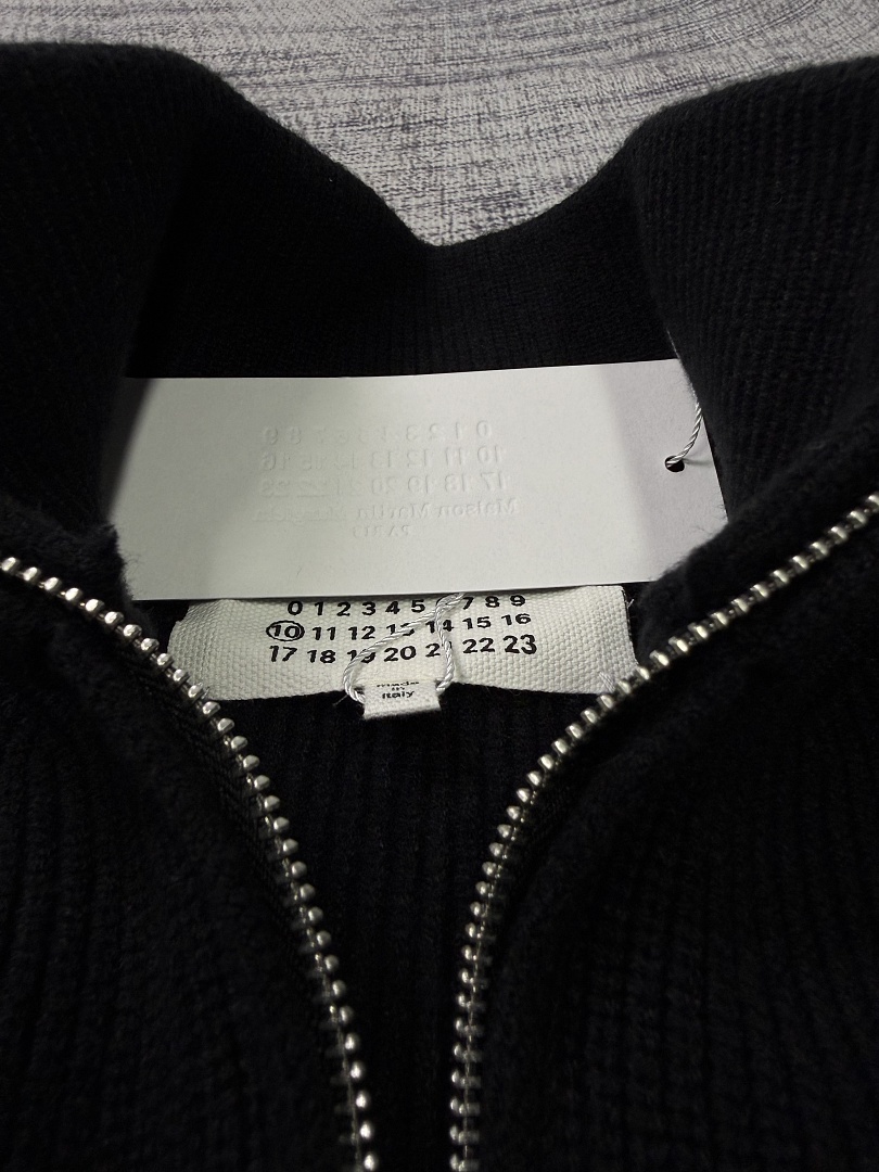 Maison Margiela Martin Margiela Black Wool Trucker Zip Sweater - Image 12