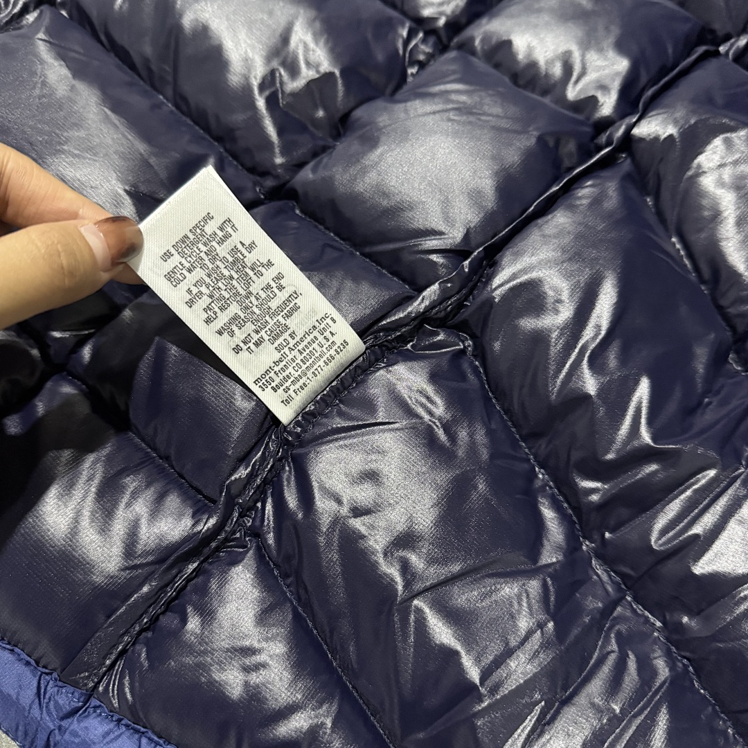 Montbell Puff Jacket (Dark Blue) - Image 13
