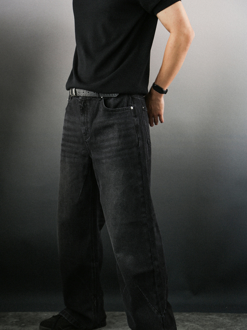 Mobius Obsidian Baggy Jeans - Image 9