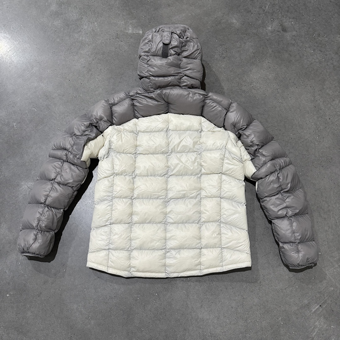 Montbell Puff (Grey) - Image 6