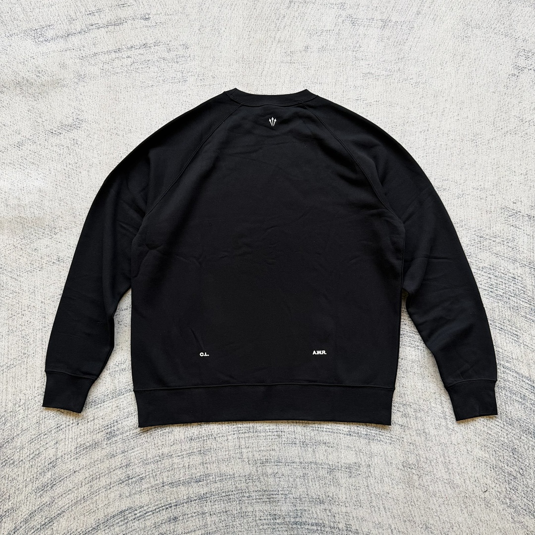 Nike Crew Neck Sweatshirt - Image 3