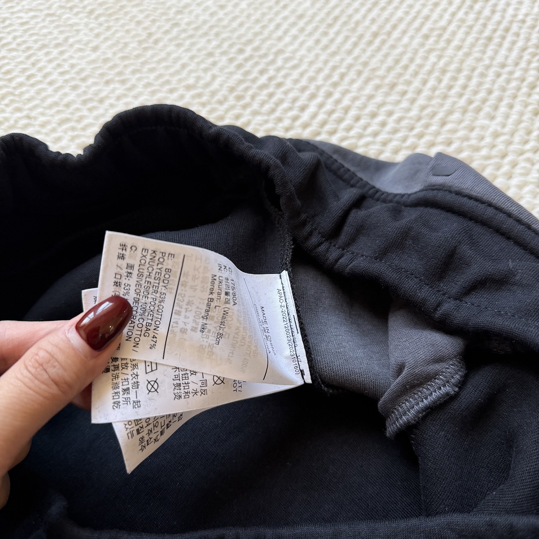 Nike New Tech Fleece (Black) - Image 10
