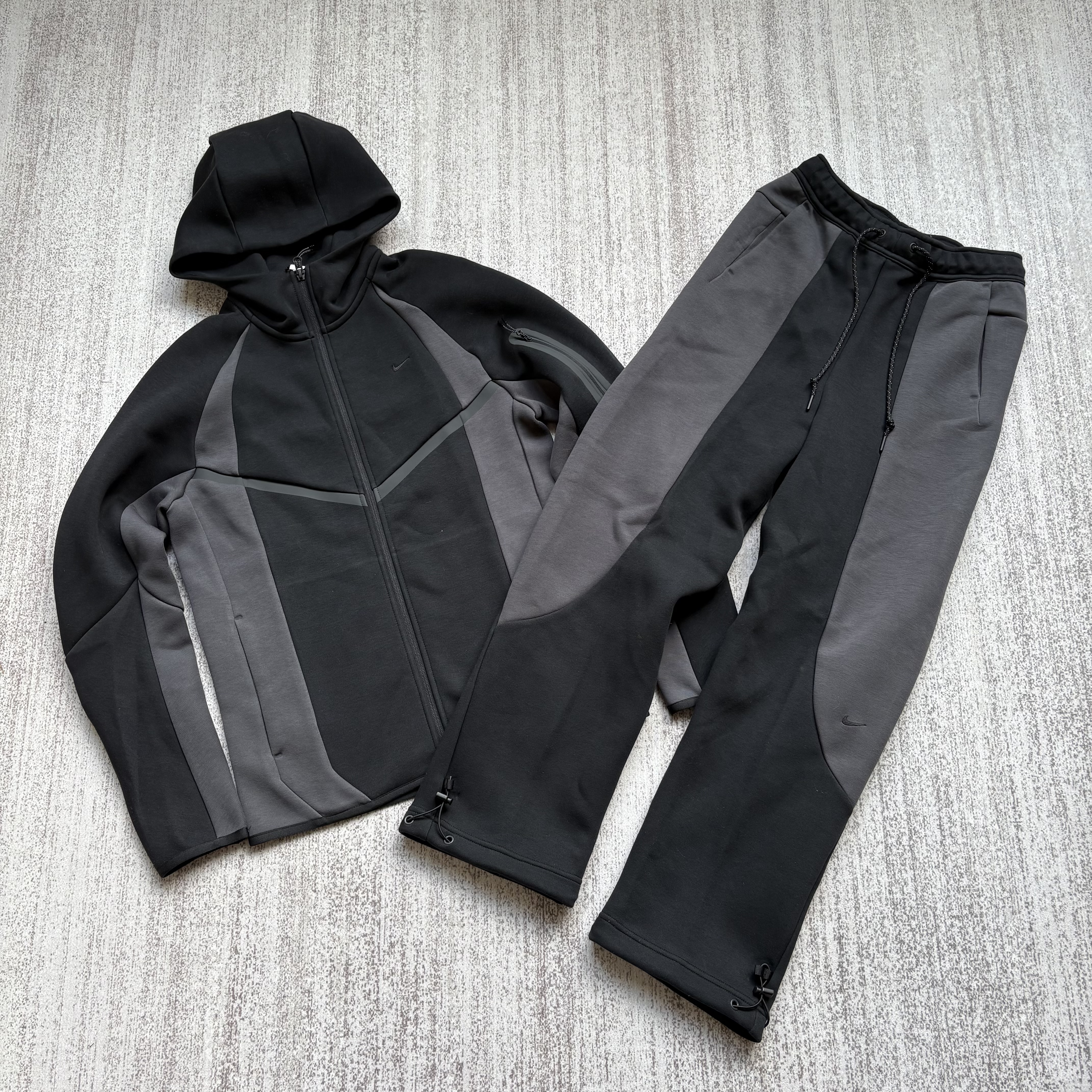 Nike New Tech Fleece (Black) - Image 22