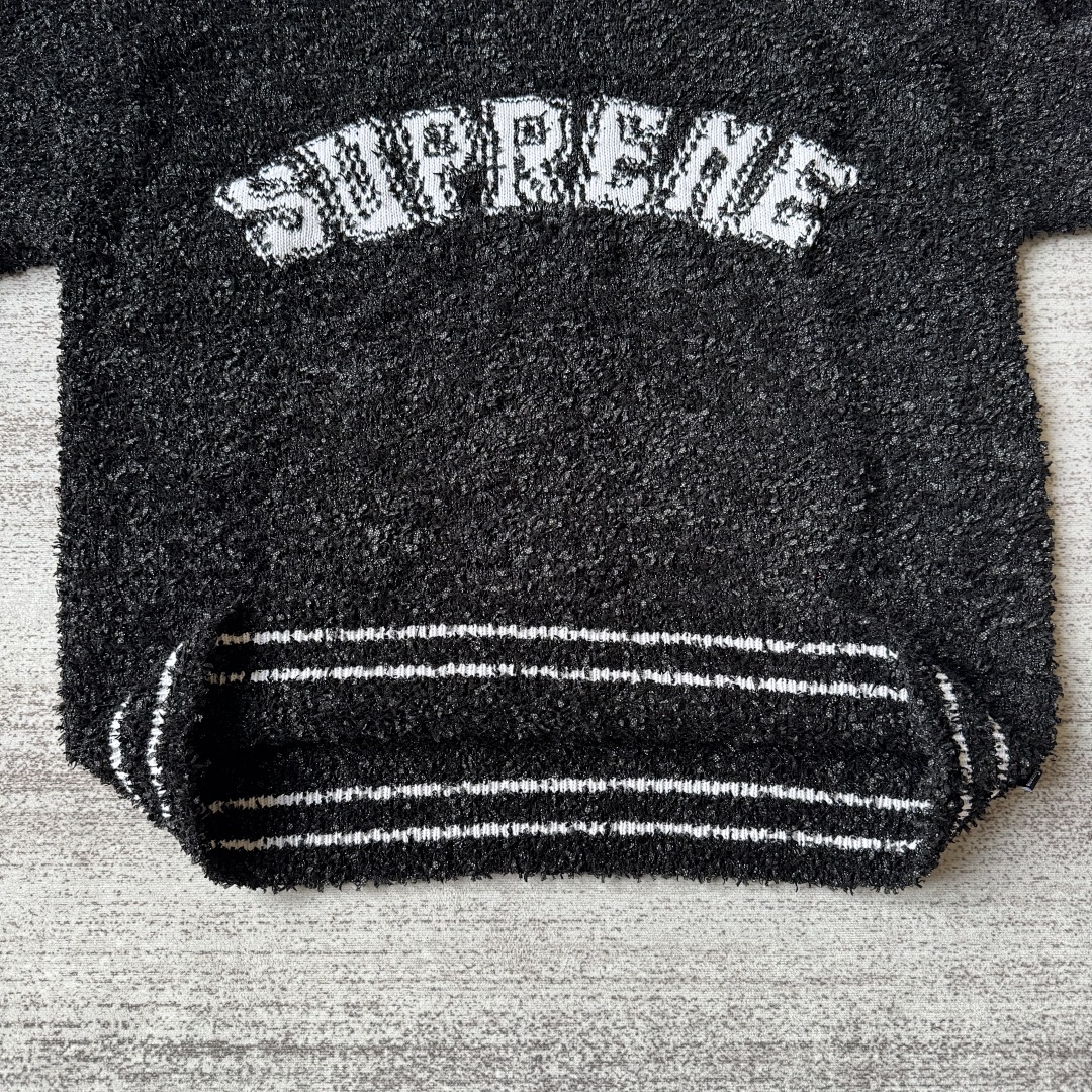 Supreme sweater - Image 12