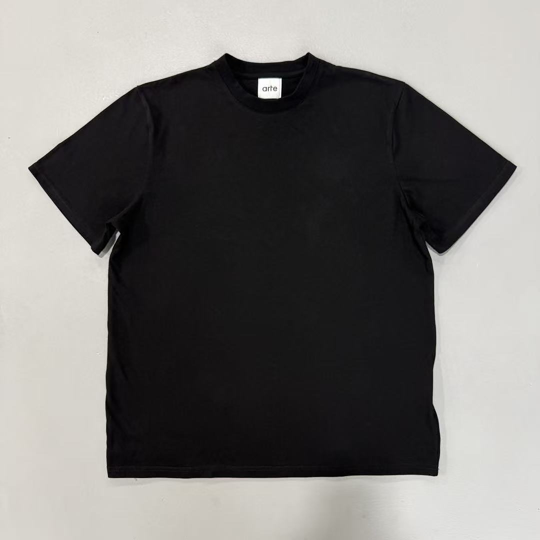 Arte Antwerp Diels Scribble Heart-Hands T-Shirt - Image 10
