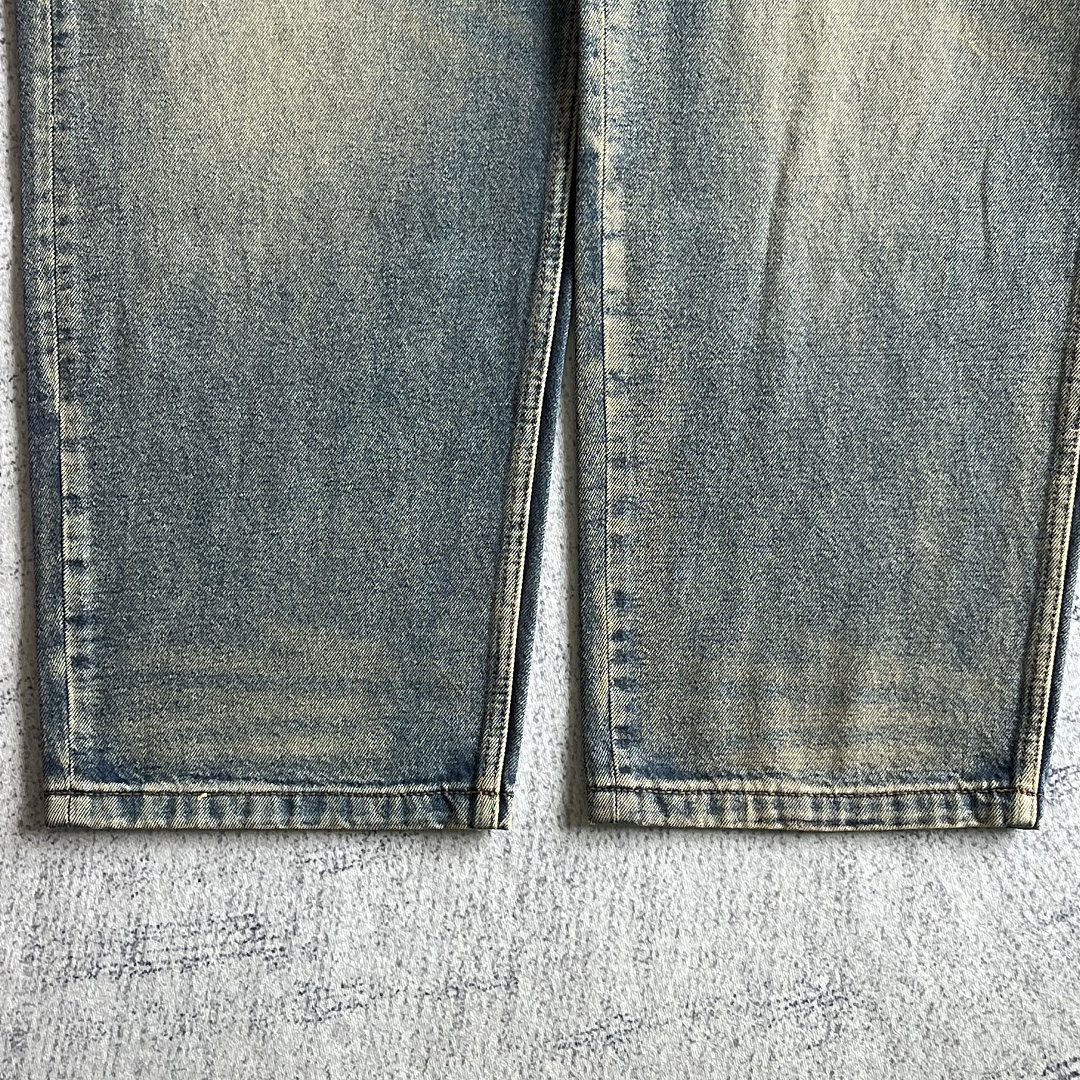 Carhartt Distressed Vintage Washed Blue Jeans - Image 13