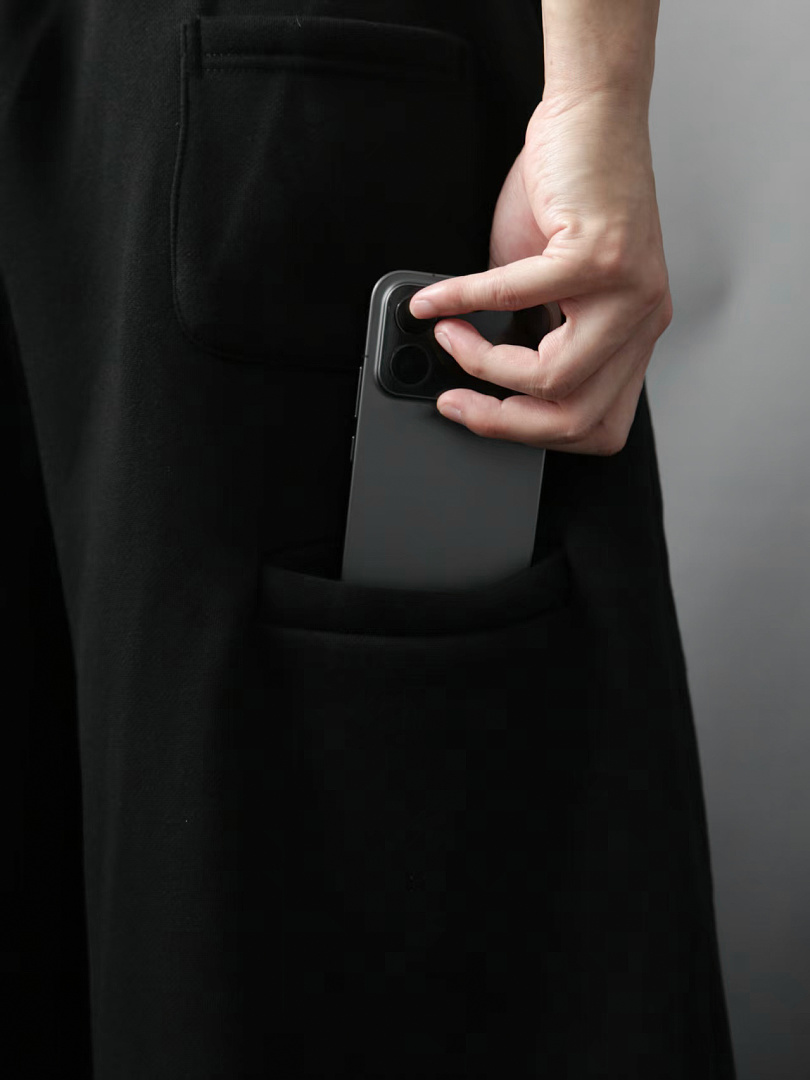 Thorn Rose Baggy Pants (Black) - Image 4