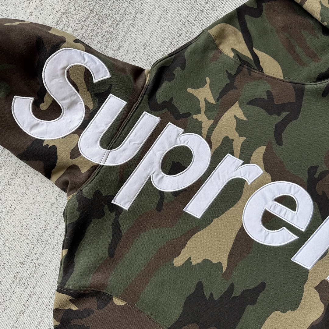 Supreme Satin Applique Tracksuit - Image 7