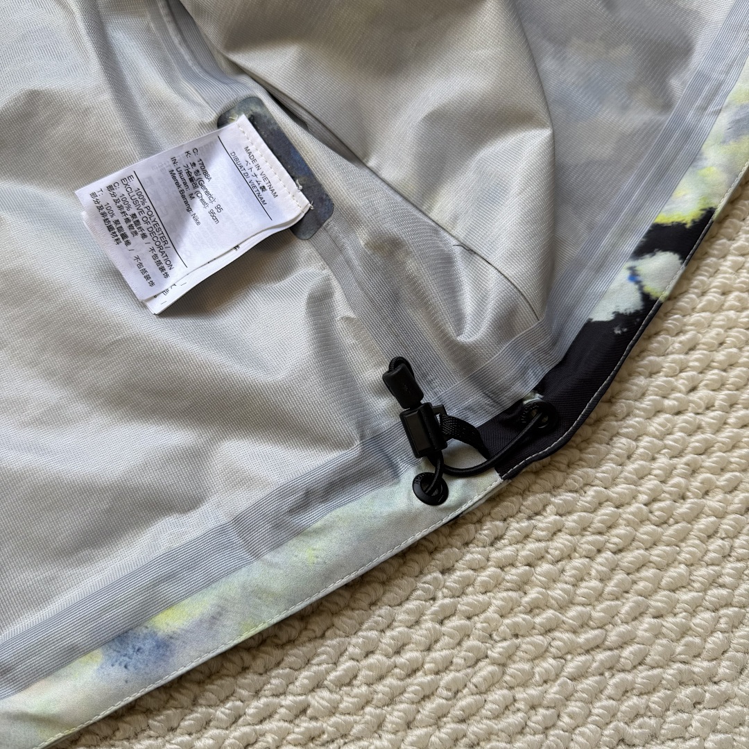 Nike jacket - Image 21