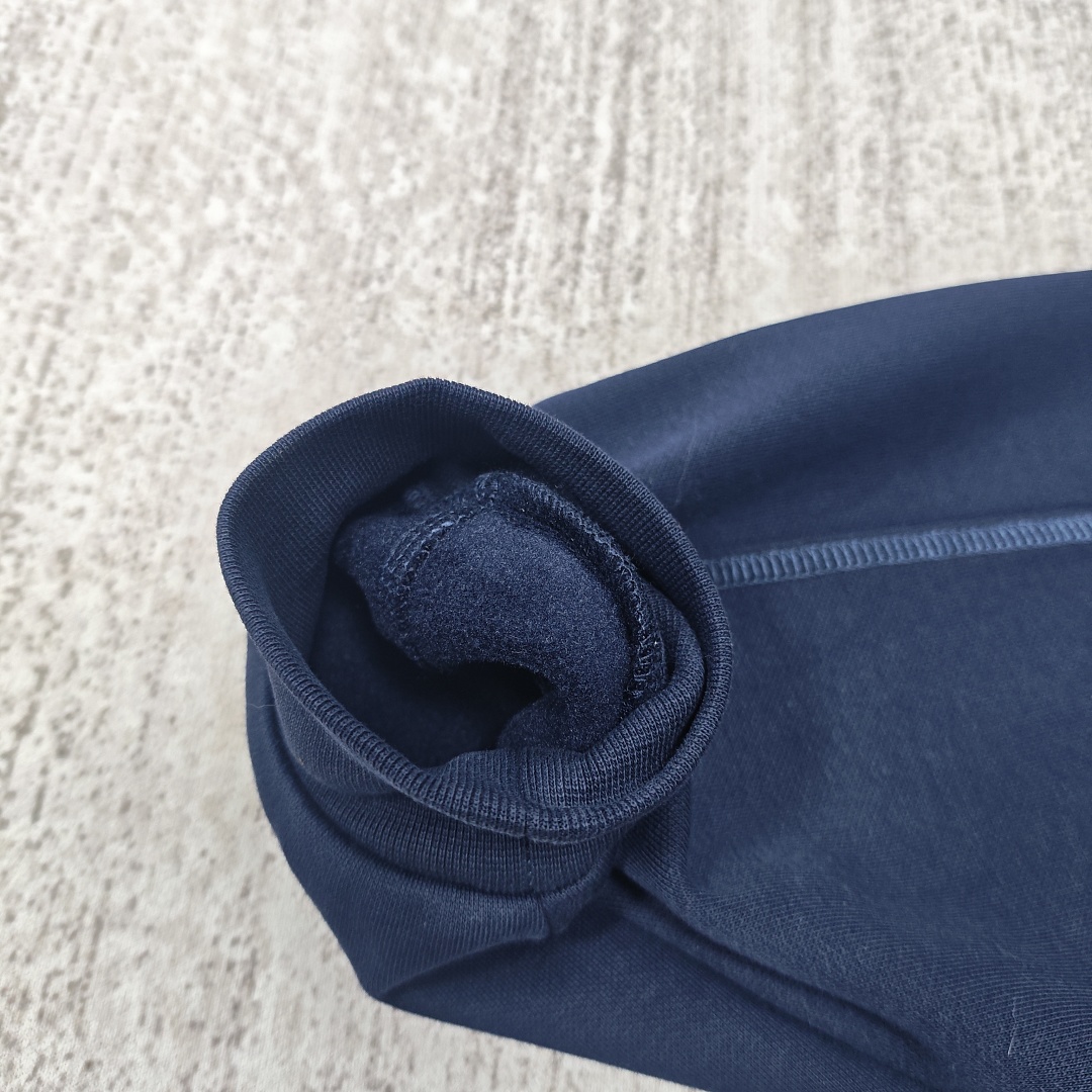 Mertra Top Tracksuit - Image 16