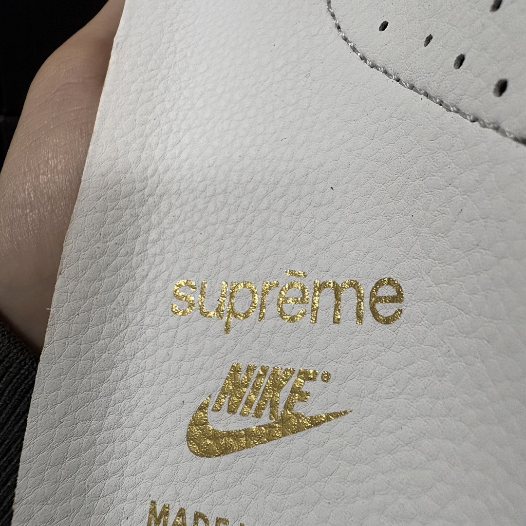 Supreme Air Max 95 Supreme White (Customized Version) - Image 38