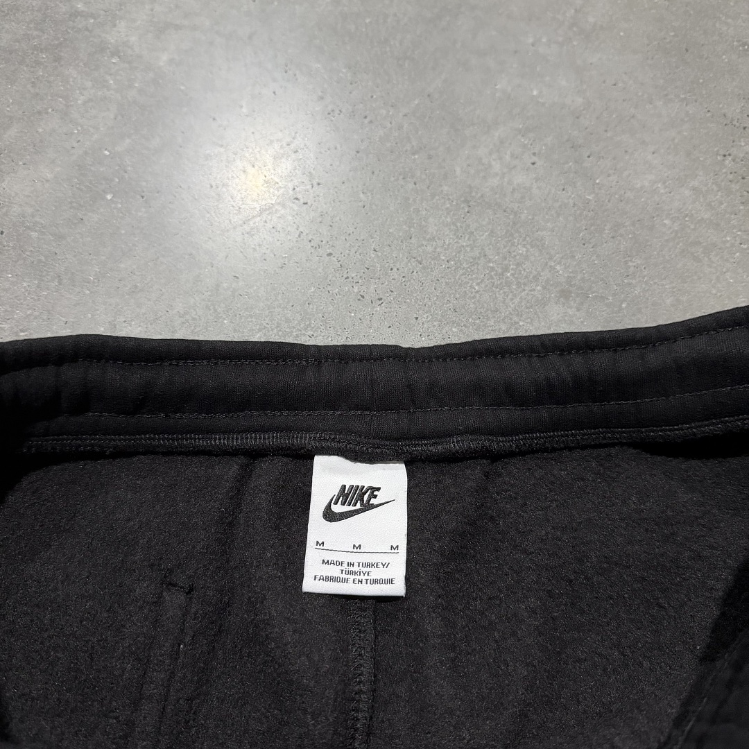 Nike Classic Tracksuit - Image 14