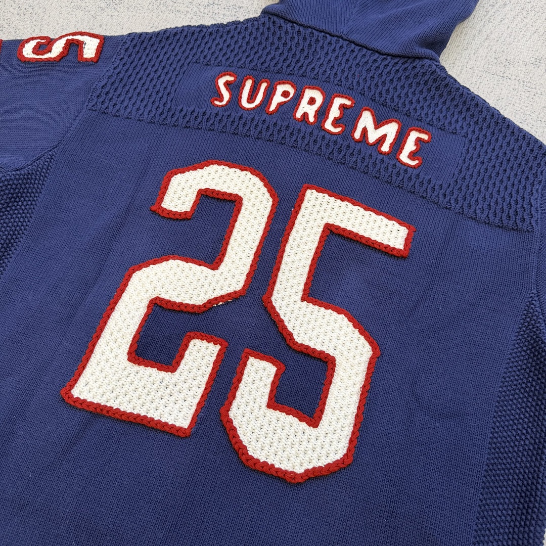 Supreme sweater - Image 46
