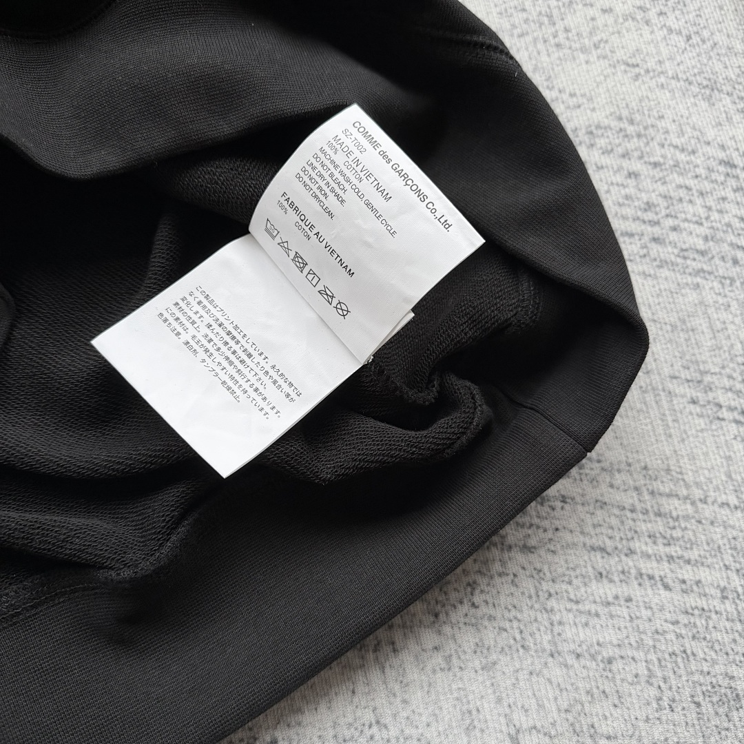 Comme des Garcons Crewneck Sweatshirt - Image 9