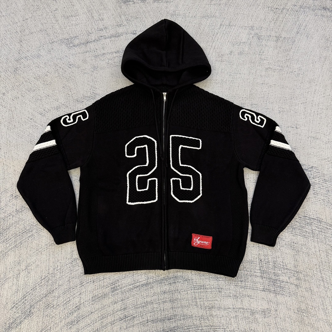 Supreme sweater - Image 19