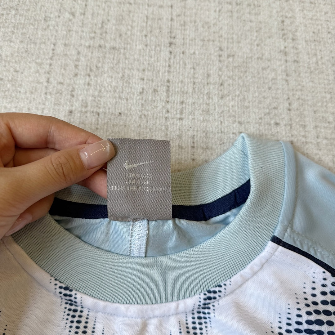 Nike TN Jersey - Image 8