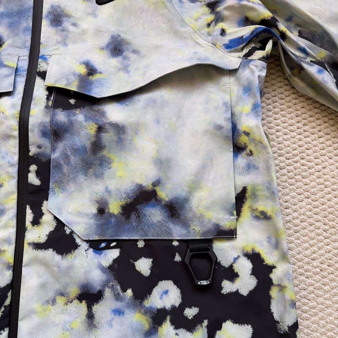 Nike jacket - Image 16