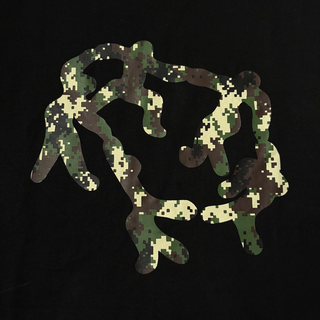 Unbranded SNG Tee - Image 6