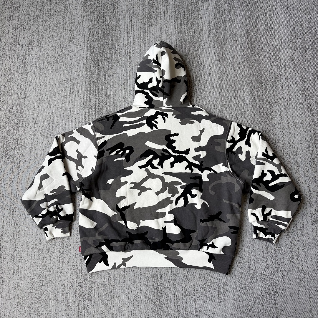 Supreme Zipper Sweatshirt - Image 3