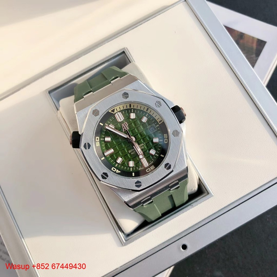 Other Audemars Piguet Royal Oak Offshore 15720ST Green Dial - Image 6