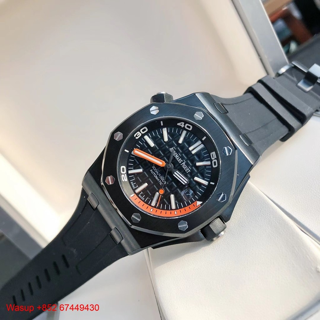 Other Audemars Piguet Royal Oak Offshore 15720ST Black Dial - Image 4