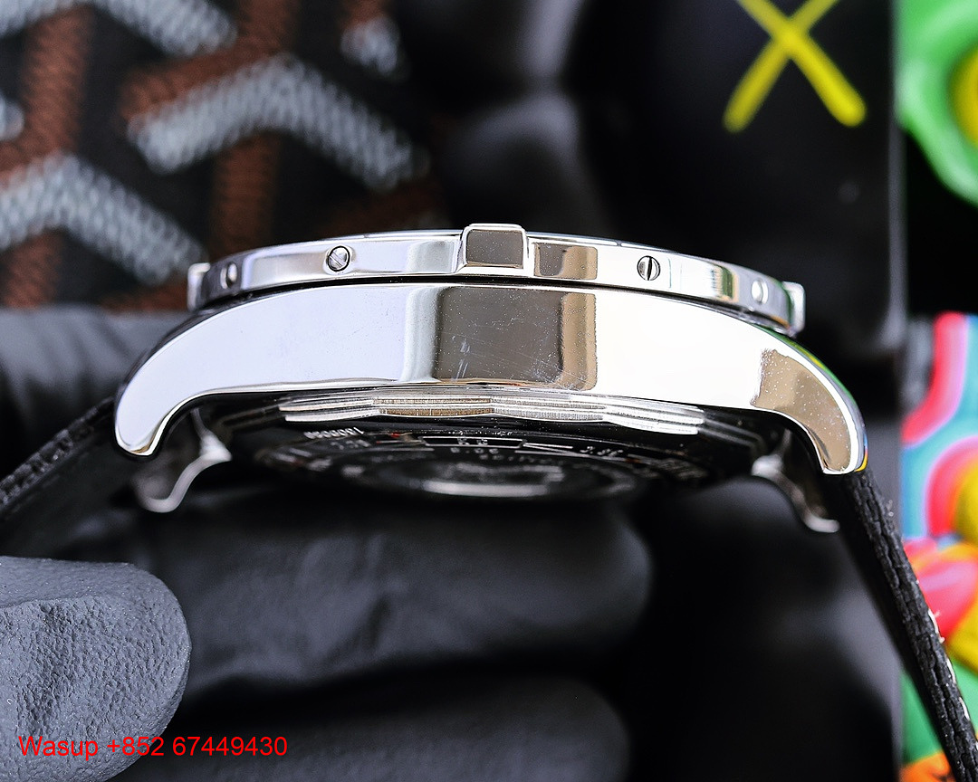 Other Breitling Avenger Chronograph White Dial - Image 4