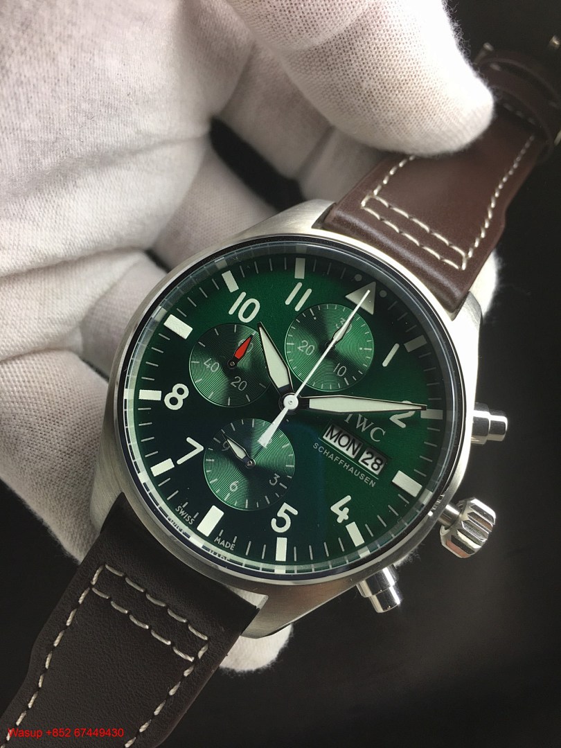 Other IWC Pilot Watch Chronograph IW377726 Green Dial - Image 4