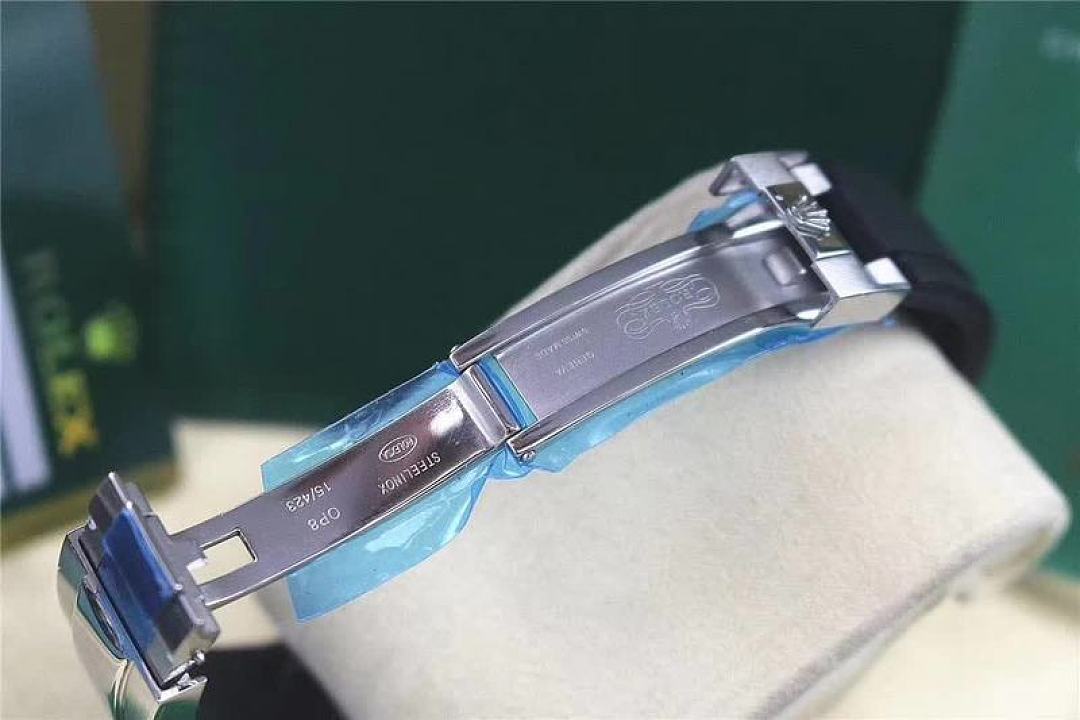 On Running ROLEX - Image 11