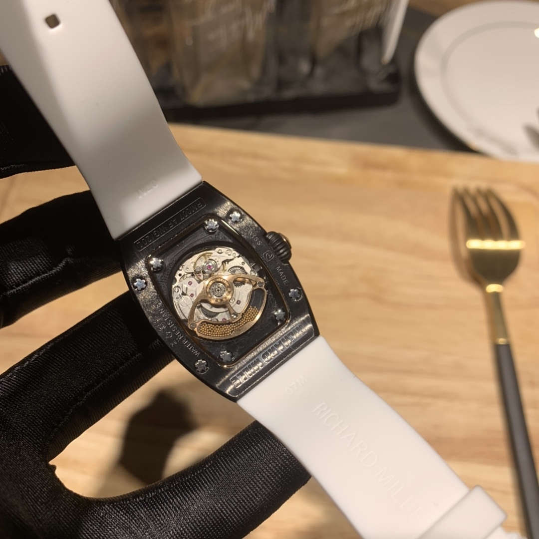 Chanel 51 - Image 8