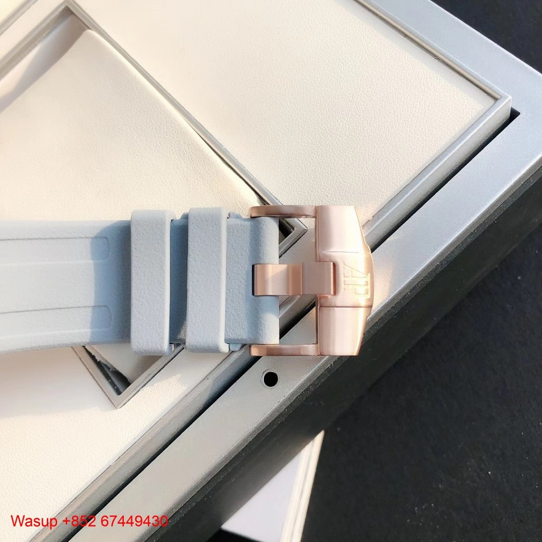 Other Audemars Piguet Royal Oak Offshore 15720ST Grey Dial - Image 2