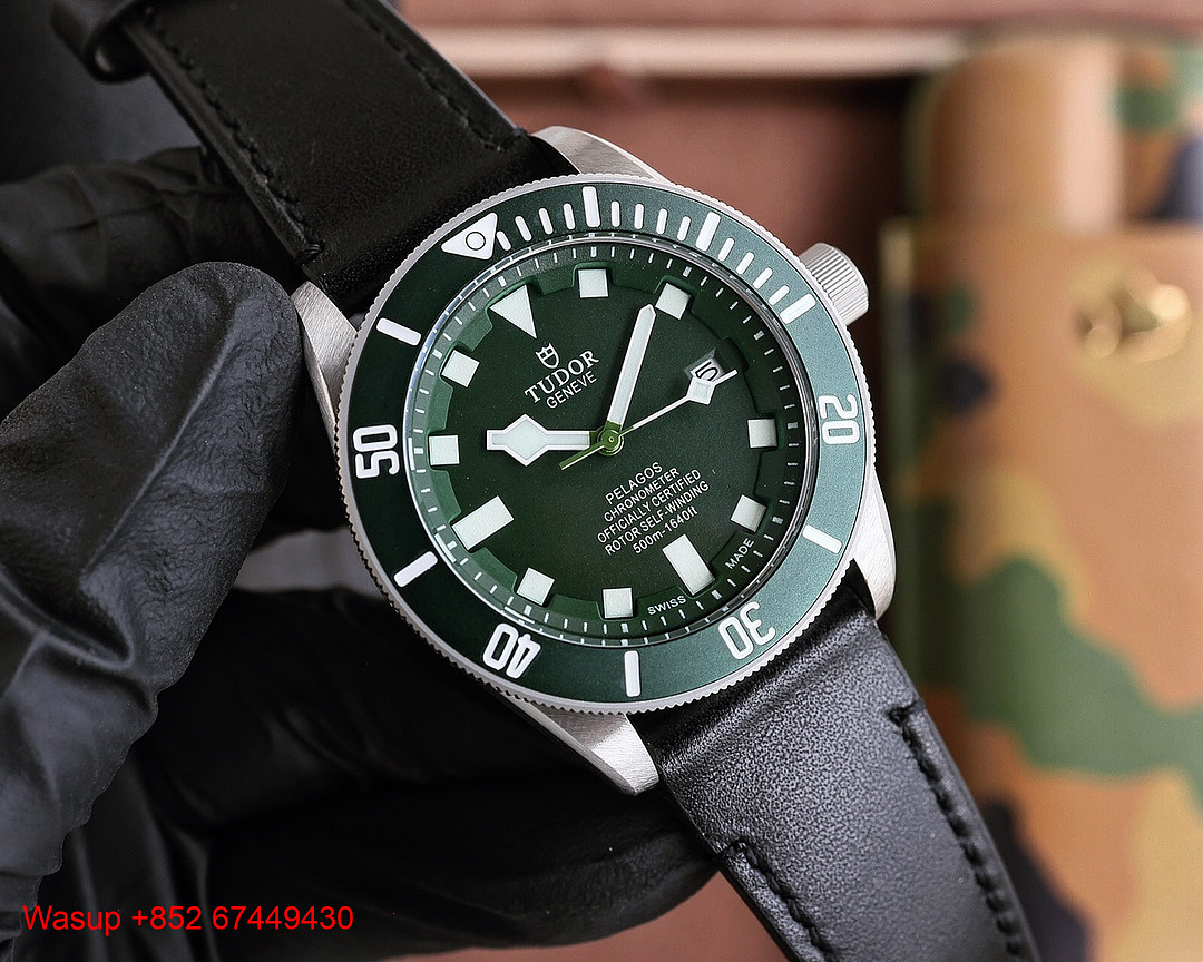 Other Tudor Pelagos Green Dial - Image 6