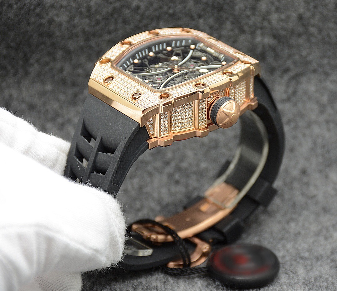 Chanel 2 - Image 16