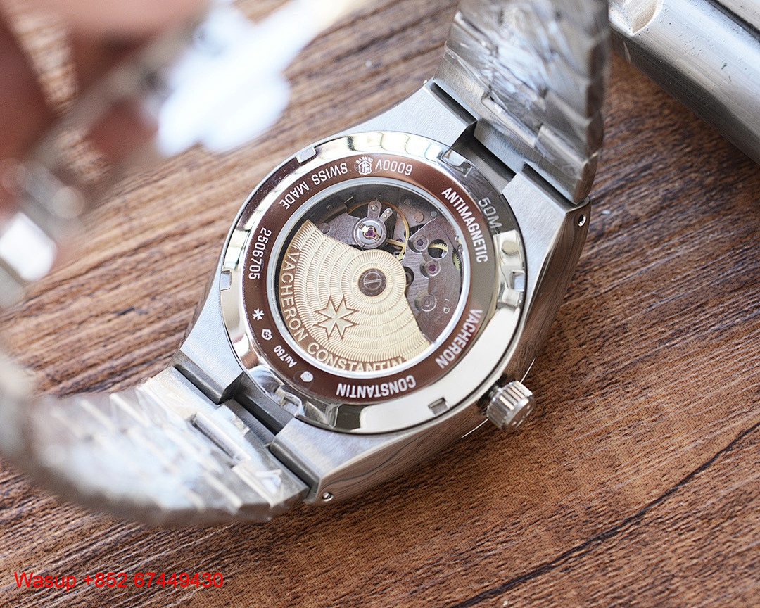 On Running Vacheron Constantin Overseas 47040 Stainless Steel White Dial - Image 2